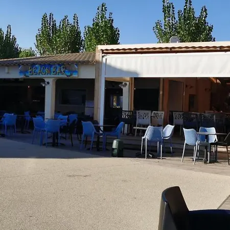 Les Sables Du Midi Campsite *